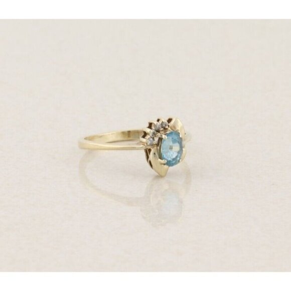 10k Yellow Gold Natural Swiss Blue Topaz and Diamond Ring Size 7 1/2 - Picture 3 of 7